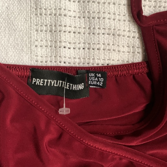 Prettylittlethings Dress - Picture 2 of 4